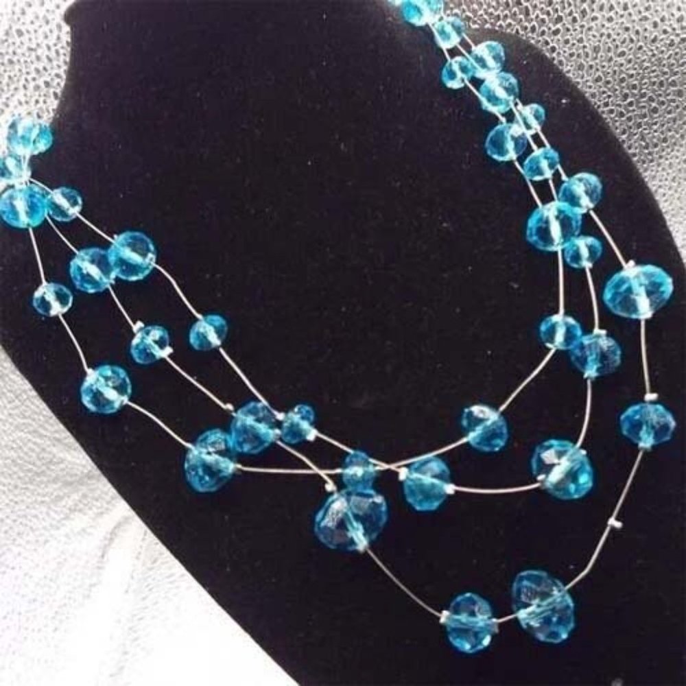 PACIFIC CALIFORNIA OCEAN AQUA BLUE FACET CRYSTALS SILVERY 3 STD EUC NECKLACE 26